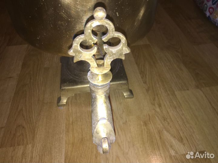 Самовар угольный старинный медали