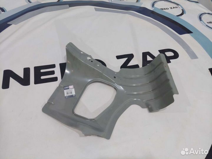 Накладка задней стойки лада гранта