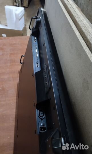 Профессиональный монитор Philips 55BDL4005X