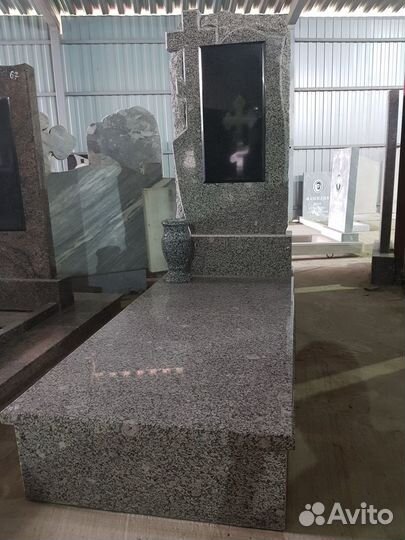 Памятники мрамор гранит Невинномысск