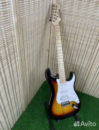 Электрогитара для начинающих Fabio