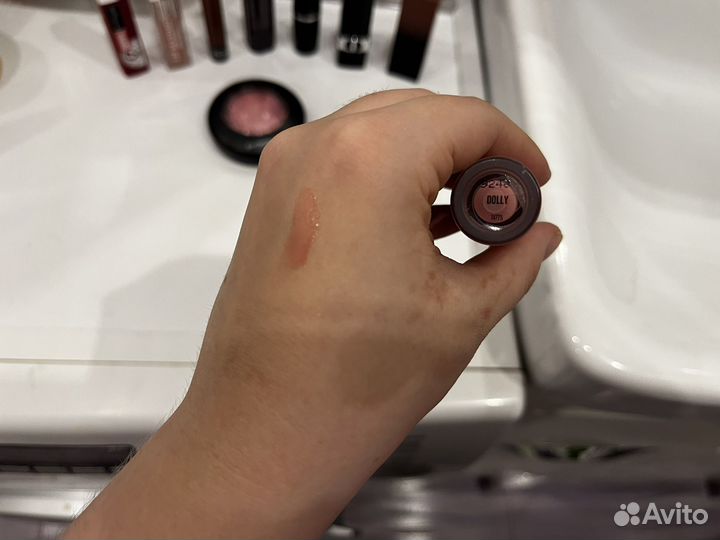 Люксовые помады и румяна