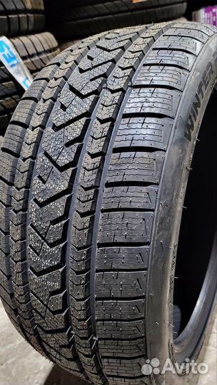 Tourador Winter Pro TSU1 235/40 R18 97V