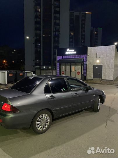 Mitsubishi Lancer 1.6 МТ, 2006, 50 000 км