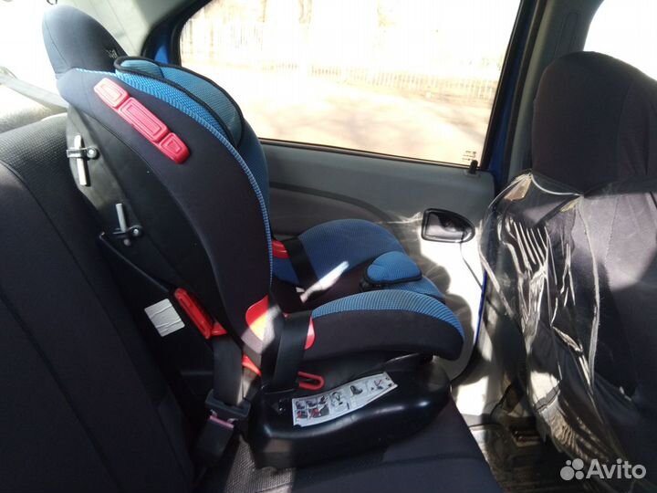 Продам детское автомобильное кресло