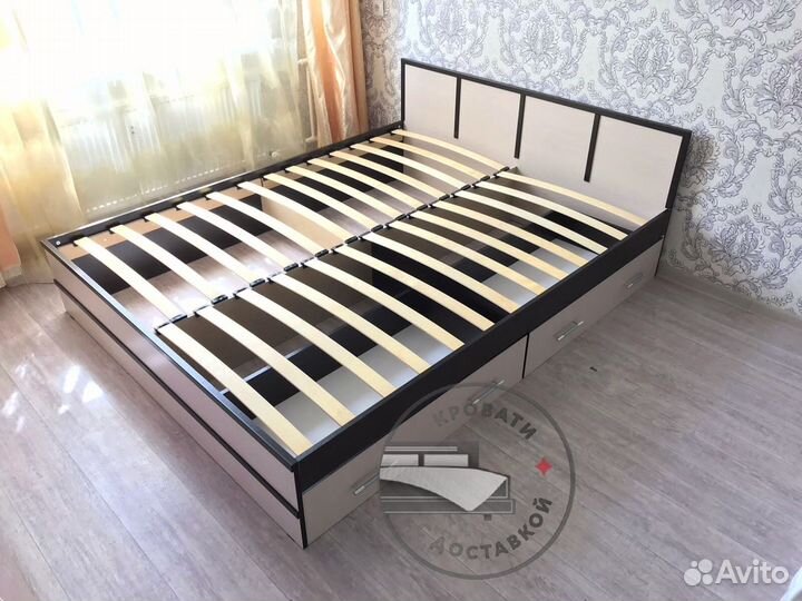 Кровать двухспальная