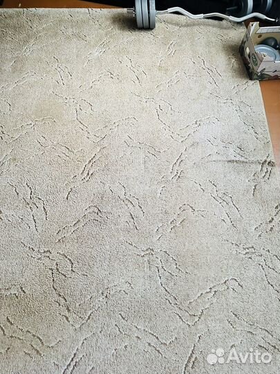 Отдам ковер бесплатно