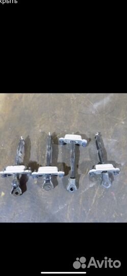 Ограничитель двери Hyundai Solaris,Kia Rio 3