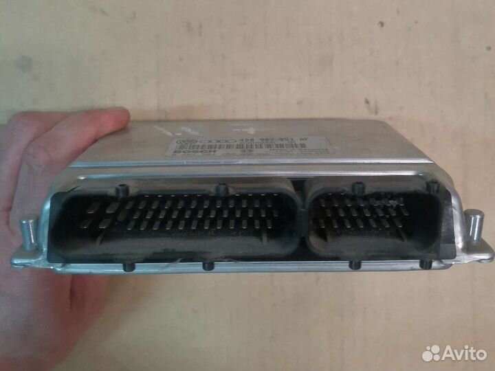 Блок управления двигателем Volkswagen Passat B5