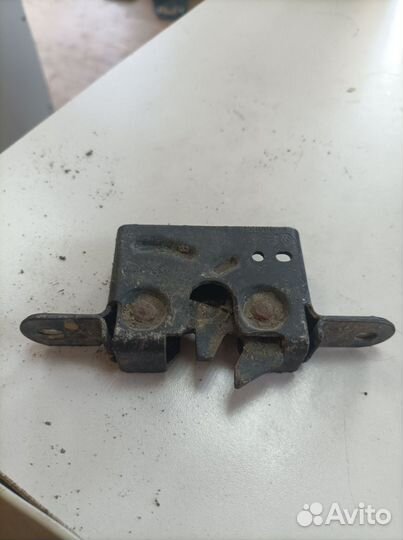 Замок капота Renault Fluence