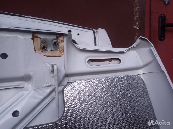 Капот Ваз 2121