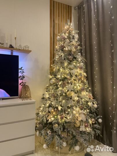 Продам красивую елку 2,1
