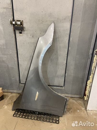 Переднее правое крыло е60