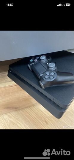 Продам ps 4 с дисками