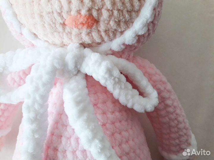 Вязаная куколка