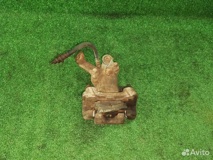 Суппорт тормозной задний правый Suzuki SX4 1