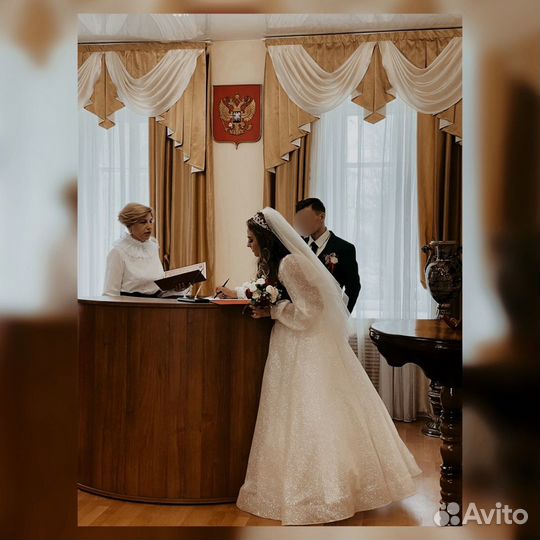 Свадебное платье