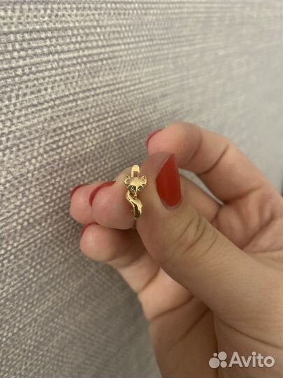 Золотые серьги детские новые