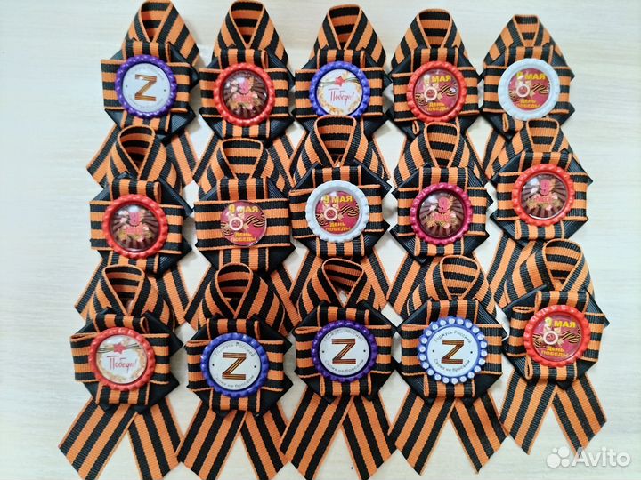 Значки, бантики