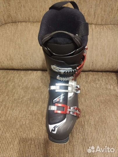 Горнолыжные ботинки