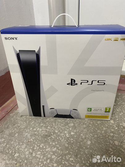 Коробка от Sony playstation 5