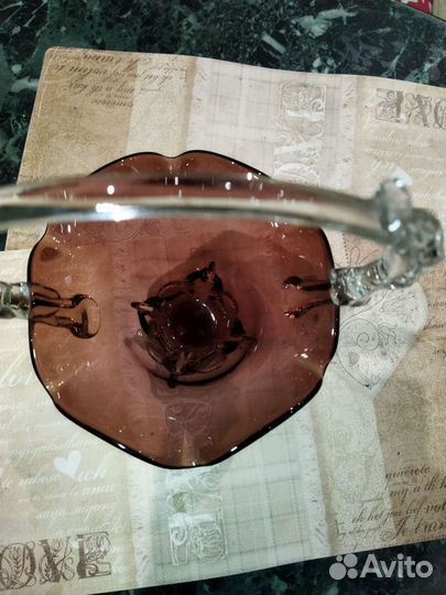 Ваза-корзинка, конфетница -цветное стекло богемия