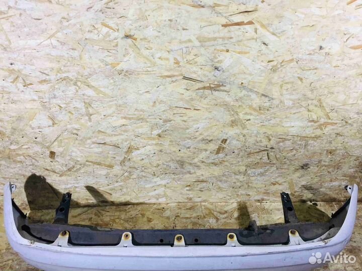 Бампер задний Toyota Celica T200 Белыйцарапиныкомп