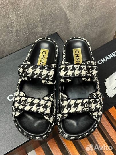 Шлепанцы Chanel