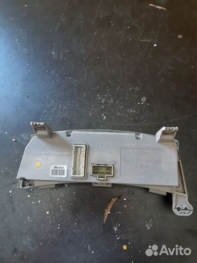 Блок управления печкой Hyundai Elantra 2011