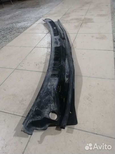 Жабо Nissan blueberd u14