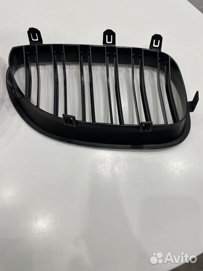 Решетка/ноздри BMW 5 E60/61
