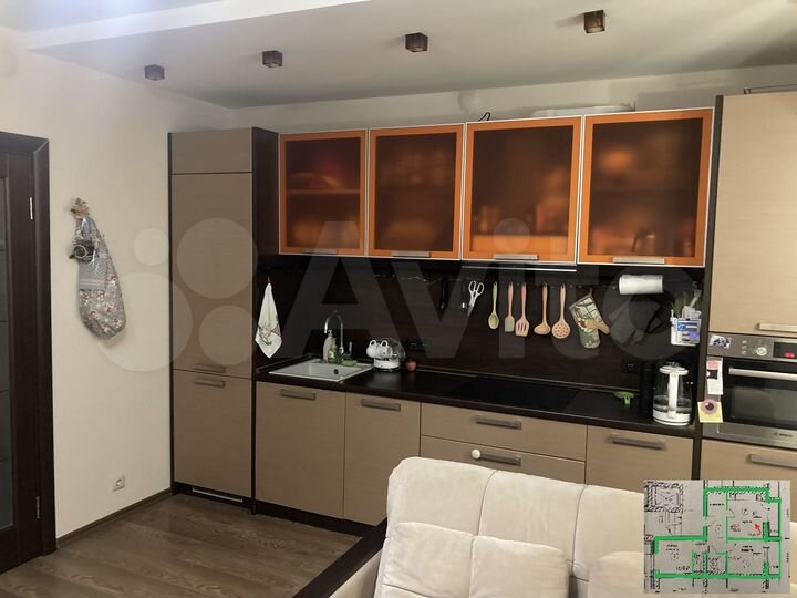 2-к. квартира, 60 м², 1/9 эт.