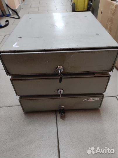 Денежный ящик