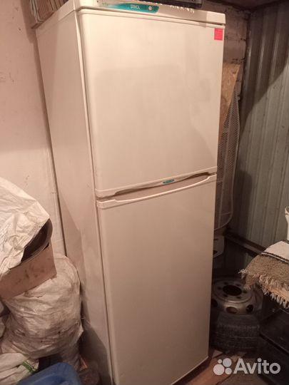 Холодильник бирюса