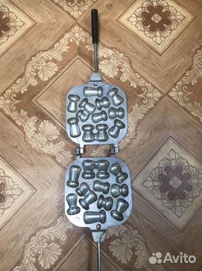 Пельменица и орешница