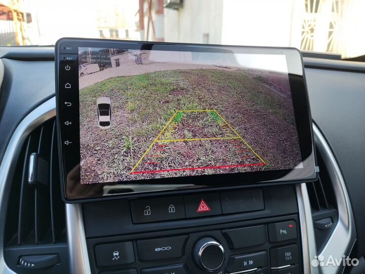 Магнитола на Opel Astra J 2009-2017