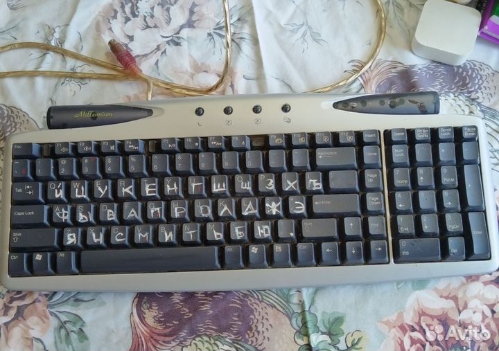 Клавиатура BTS 9110