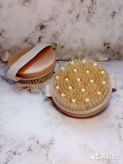 Массажная щетка (антицеллюлитная), сухой массаж