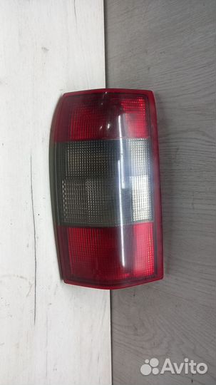 Фонарь задний левый Opel Omega B