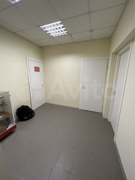 Нежилое помещение, 356 м²