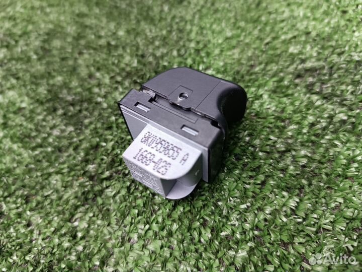 Кнопка стеклоподъемника Audi A4 B8 cdhb 2008