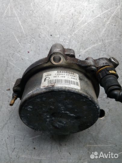 Насос вакуумный Z19DT На Опель Астра Н