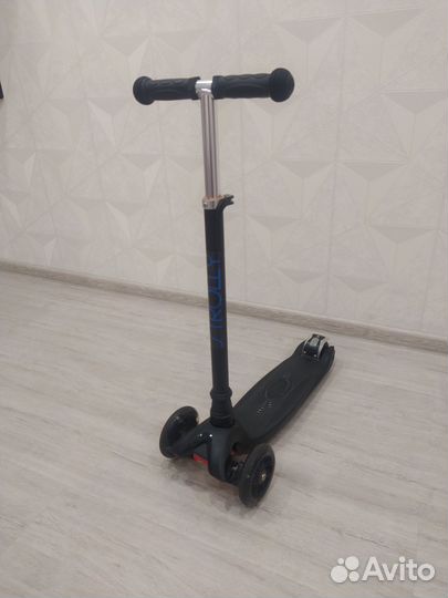 Самокат детский трехколесный