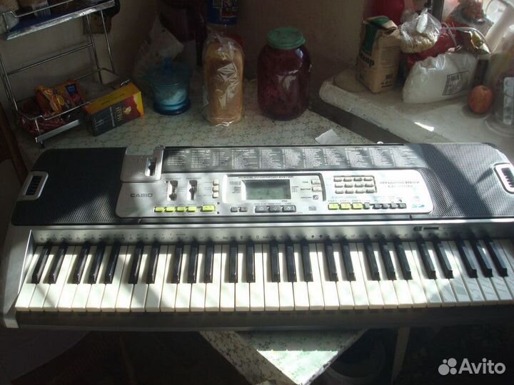 Синтезатор Casio