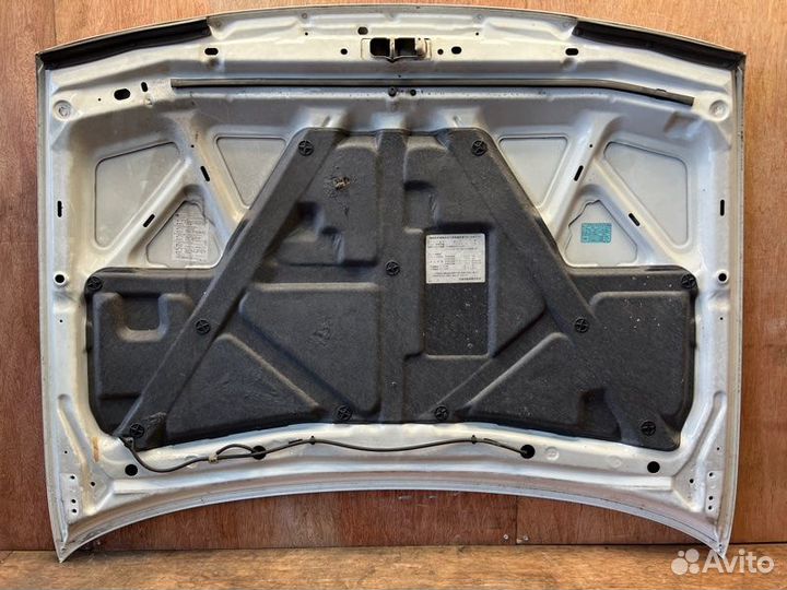 Капот Nissan Sunny FNB14 GA15DE 1995