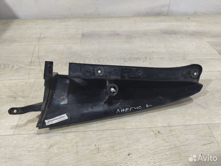 Накладка крыла задняя левая LADA Largus универсал