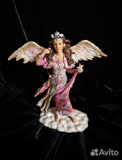 Статуэтка Christine Harworth 'Star of Heaven'