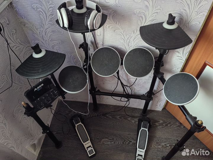 Электронные ударные