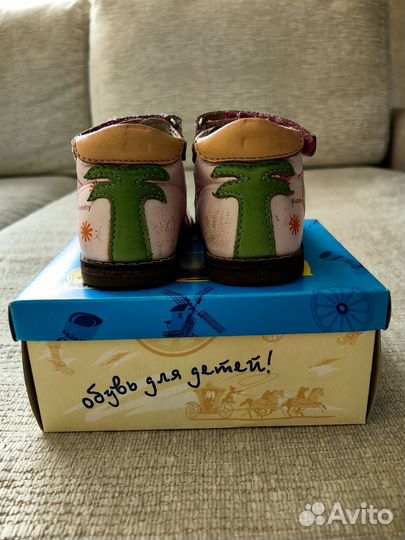 Сандалии для девочки 21 размер