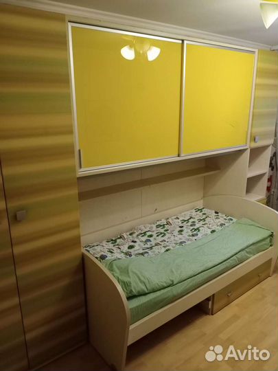 Детская мебель с кроватью бу